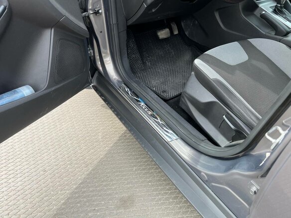 2014 Ford Focus III, серый, 1200000 рублей - вид 13