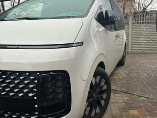 2021 Hyundai Staria I, белый, 4800000 рублей, вид 3