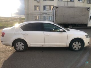 2015 Skoda Octavia III (A7), белый, 450000 рублей, вид 2
