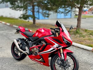 2019 Honda CBR 650R, красный, 1100000 рублей, вид 1