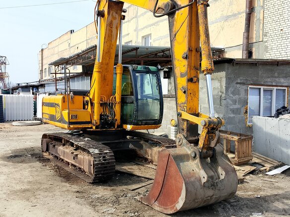 2000 JCB JS220, жёлтый, 2350000 рублей