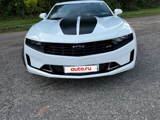 2022 Chevrolet Camaro 10-speed VI Рестайлинг, белый, 2800000 рублей, вид 2