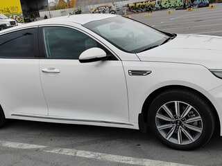 2019 Kia Optima IV Рестайлинг, белый, 1999000 рублей, вид 5