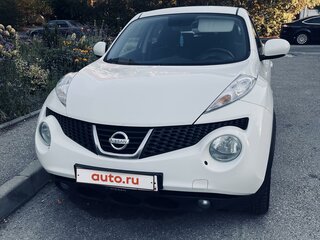 2013 Nissan Juke I, белый, 1050000 рублей, вид 1