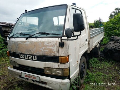 1992 Isuzu Elf (N-series), белый, 1100000 рублей, вид 1
