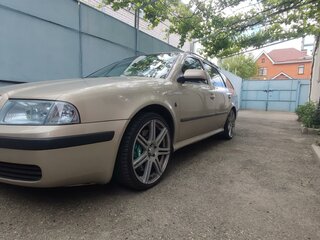 2005 Skoda Octavia I (A4) Рестайлинг, серый, 900000 рублей, вид 3