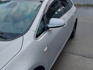 2012 Opel Astra J, серебристый, 750000 рублей, вид 3
