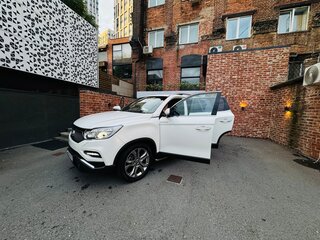 2019 SsangYong Rexton IV, белый, 2750000 рублей, вид 3