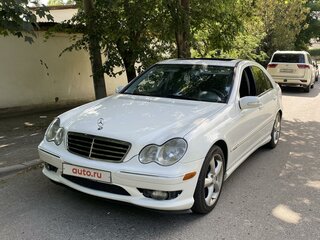 2004 Mercedes-Benz C-Класс 230 II (W203) Рестайлинг, белый, 950000 рублей, вид 5