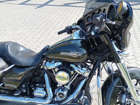 2021 Harley-Davidson Street Glide, серый, 1480000 рублей, вид 5