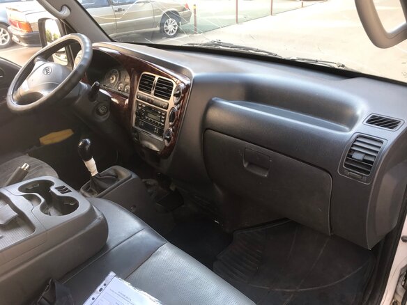 2007 Kia Bongo, белый, 650000 рублей - вид 18