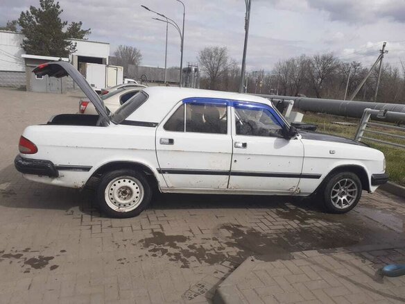 1998 ГАЗ 3110 «Волга», белый, 85000 рублей - вид 3
