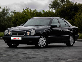 1997 Mercedes-Benz E-Класс 320 II (W210, S210), синий, 1850000 рублей, вид 5
