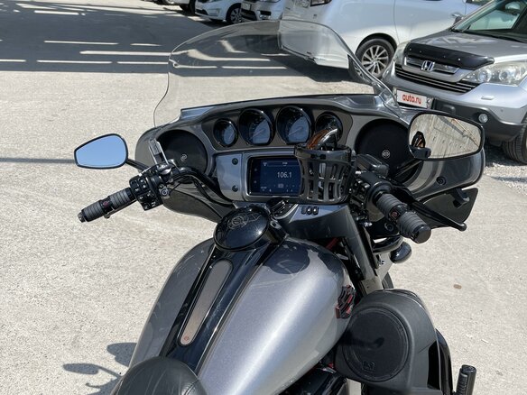 2019 Harley-Davidson CVO, серый, 4500000 рублей - вид 13