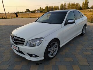 2008 Mercedes-Benz C-Класс 230 III (W204), белый, 1165000 рублей, вид 3