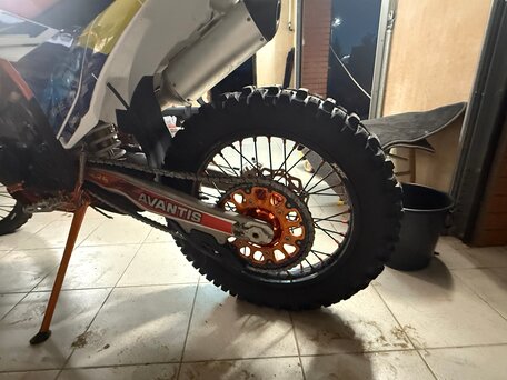 2024 Avantis Enduro 300 Pro/Carb, оранжевый, 310000 рублей, вид 5
