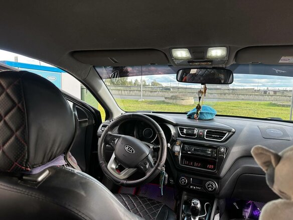 2012 Kia Rio 5-speed III, чёрный, 800000 рублей - вид 19