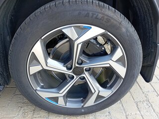 2023 Geely Atlas II, чёрный, 3600000 рублей, вид 5