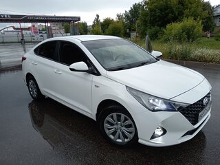 2021 Hyundai Solaris II Рестайлинг, белый, 1690000 рублей, вид 2