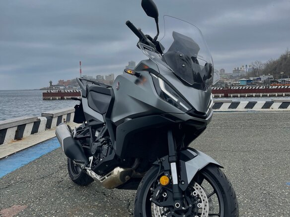 2021 Honda NT1100, серебристый, 1580000 рублей - вид 2