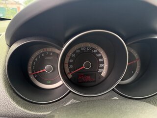 2010 Kia Cerato Koup II, белый, 1000000 рублей, вид 4
