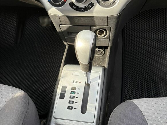 2008 Chevrolet Aveo I Рестайлинг, жёлтый, 470000 рублей - вид 18