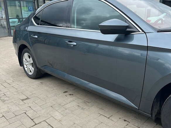 2019 Skoda Superb III, серый, 1820000 рублей - вид 6