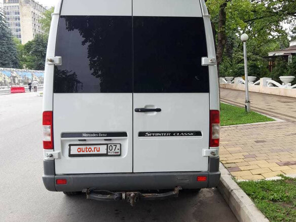 2005 Mercedes-Benz Sprinter, белый, 1200000 рублей - вид 3