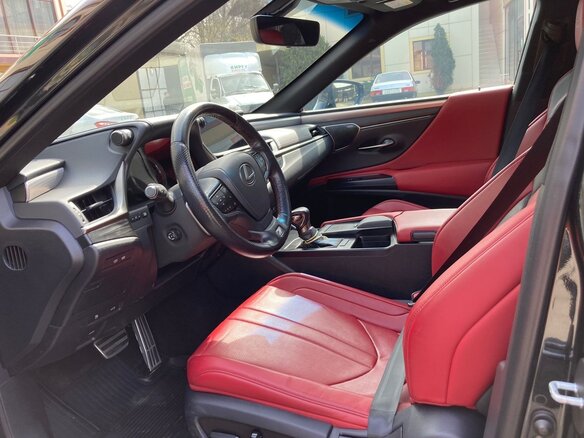 2019 Lexus ES 350 VII, чёрный, 4400000 рублей - вид 15