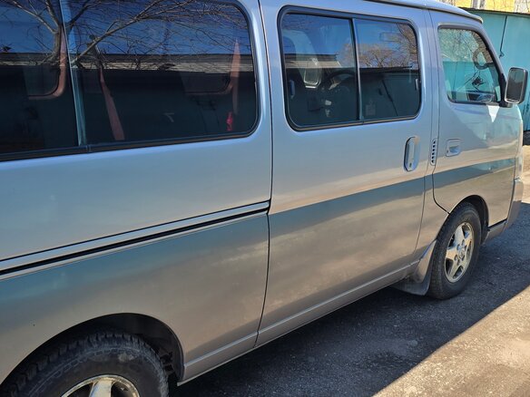 2001 Nissan Urvan, серый, 1500000 рублей - вид 9