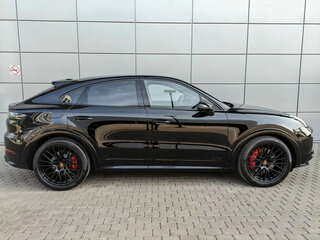 2022 Porsche Cayenne GTS Coupé III, чёрный, 14535000 рублей, вид 4