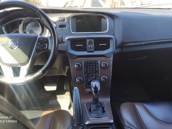 2013 Volvo V40 Cross Country I, чёрный, 1300000 рублей - вид 1