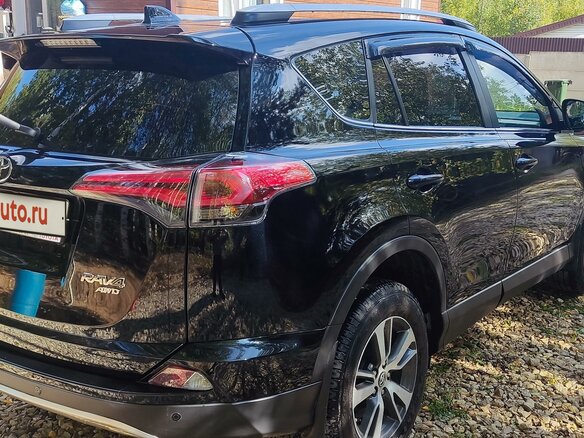 2017 Toyota RAV4 IV (XA40) Рестайлинг, чёрный, 2850000 рублей - вид 3