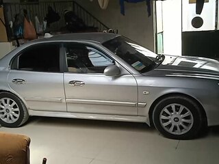 2007 Hyundai Sonata ТагАЗ IV (EF) Рестайлинг, серебристый, 700000 рублей, вид 2