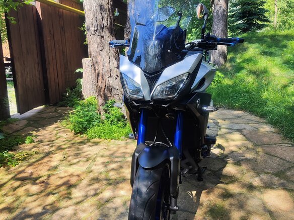 2015 Yamaha MT-09 Tracer (FJ-09), серебристый, 850000 рублей - вид 16