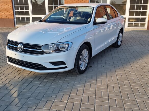 2022 Volkswagen Bora IV, белый, 1930000 рублей