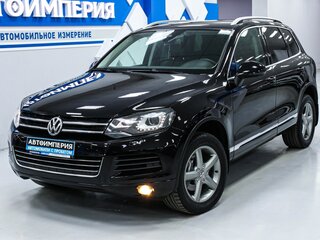 2013 Volkswagen Touareg II, чёрный, 2300000 рублей, вид 4