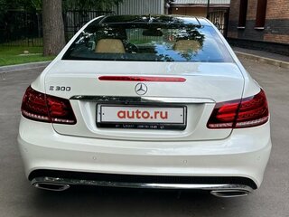 2014 Mercedes-Benz E-Класс 300 IV (W212, S212, C207) Рестайлинг, белый, 2350000 рублей, вид 4