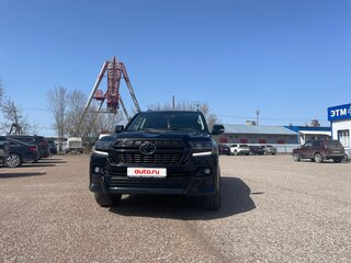 2015 Toyota Land Cruiser 200 Series Рестайлинг 2, чёрный, 5500000 рублей, вид 3