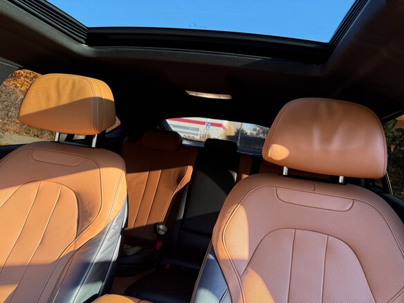 2018 BMW X6 40d II (F16), голубой, 5200000 рублей - вид 16