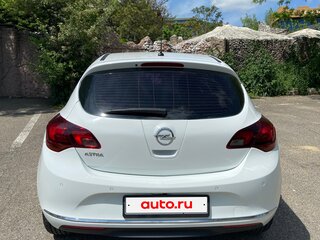 2013 Opel Astra J Рестайлинг, белый, 825000 рублей, вид 5