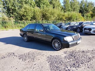 1994 Mercedes-Benz S-Класс 420 III (W140) Рестайлинг, чёрный, 840000 рублей, вид 4