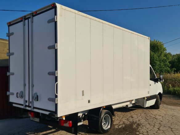 2012 Mercedes-Benz Sprinter, белый, 4470000 рублей - вид 2