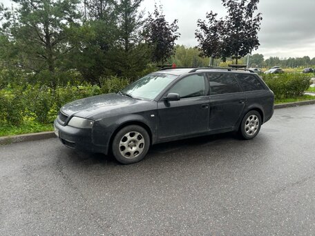 2000 Audi A6 II (C5), серебристый, вид 3