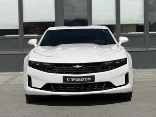 2019 Chevrolet Camaro VI Рестайлинг, белый, 2690000 рублей, вид 5