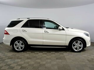 2013 Mercedes-Benz M-Класс 350 III (W166), белый, 2468000 рублей, вид 4