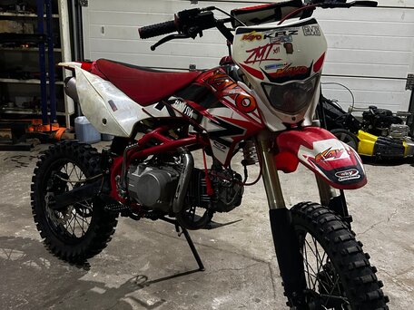 2017 Kayo Basic YX140EM, красный, 70000 рублей, вид 1
