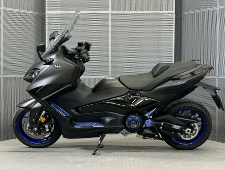 2024 Yamaha TMAX, чёрный, 1559000 рублей, вид 5