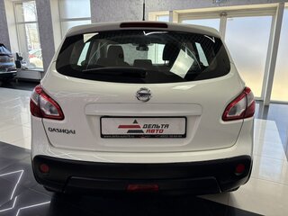2011 Nissan Qashqai I Рестайлинг, белый, 1145000 рублей, вид 4