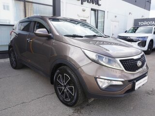 2015 Kia Sportage III Рестайлинг, коричневый, 1357000 рублей, вид 3